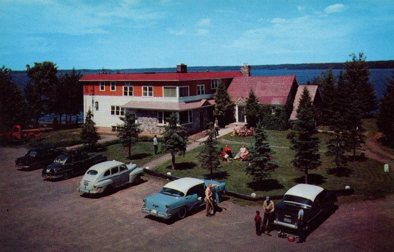 Weber Resort (Webers Resort, Gogebic Lodge) - Vintage Postcard (newer photo)